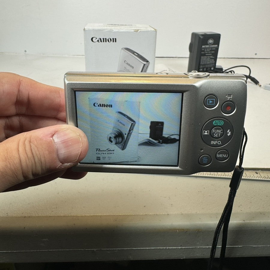 Canon PowerShot ELPH 180 20MP Digital Camera Silver Mint EUC